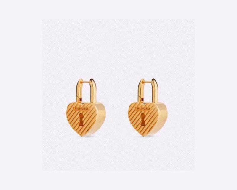 Ba1en*iaga earrings